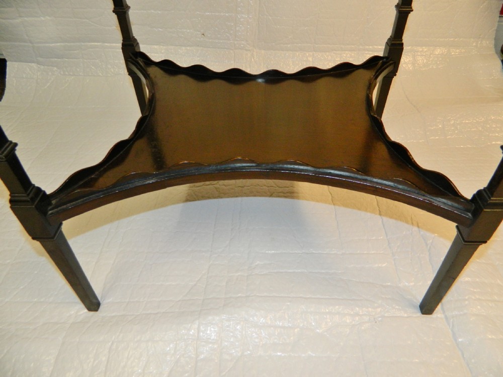 mahogany bijouterie table View VII