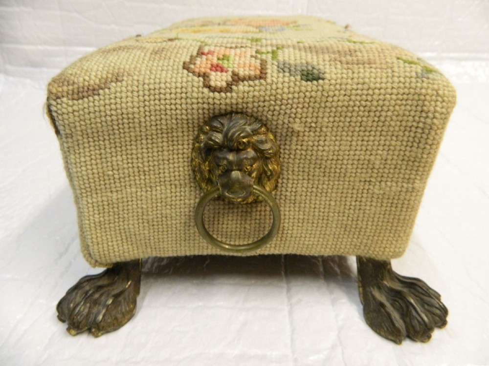 tapestry footstool View IV