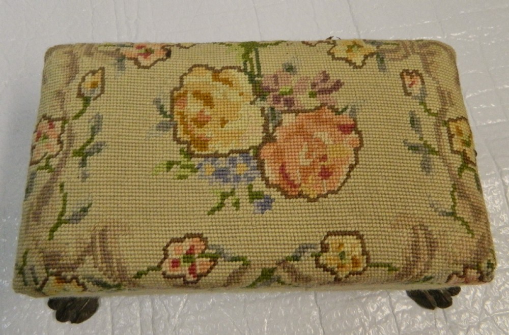 tapestry footstool View V