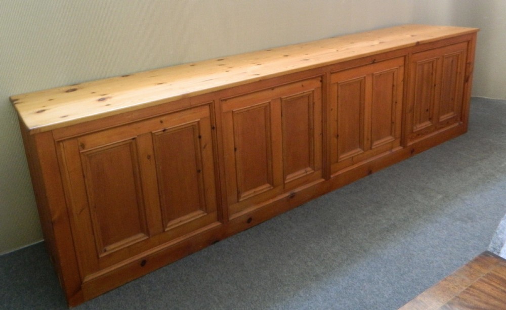 Large pine shop counter View VII