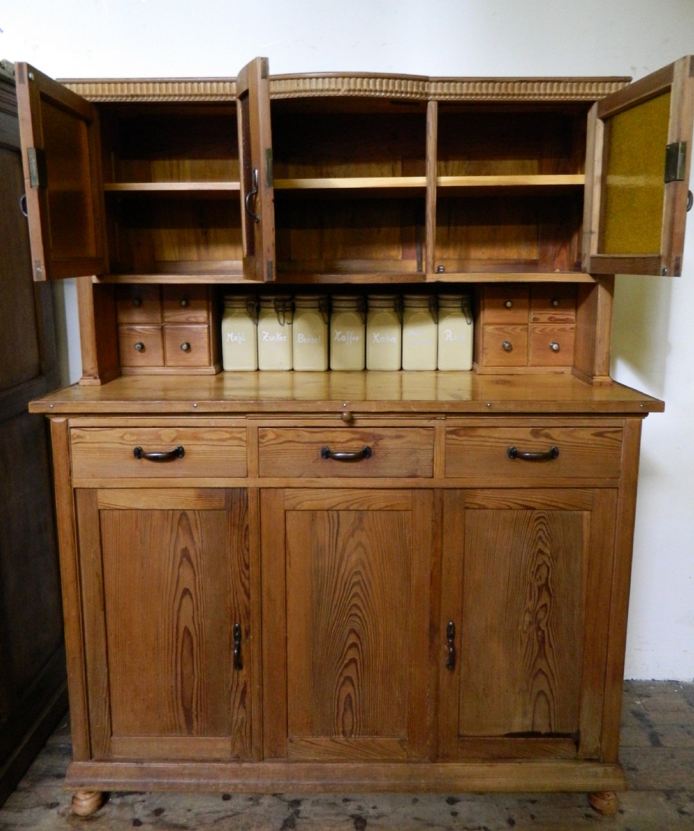 kitchen cupboard View VI