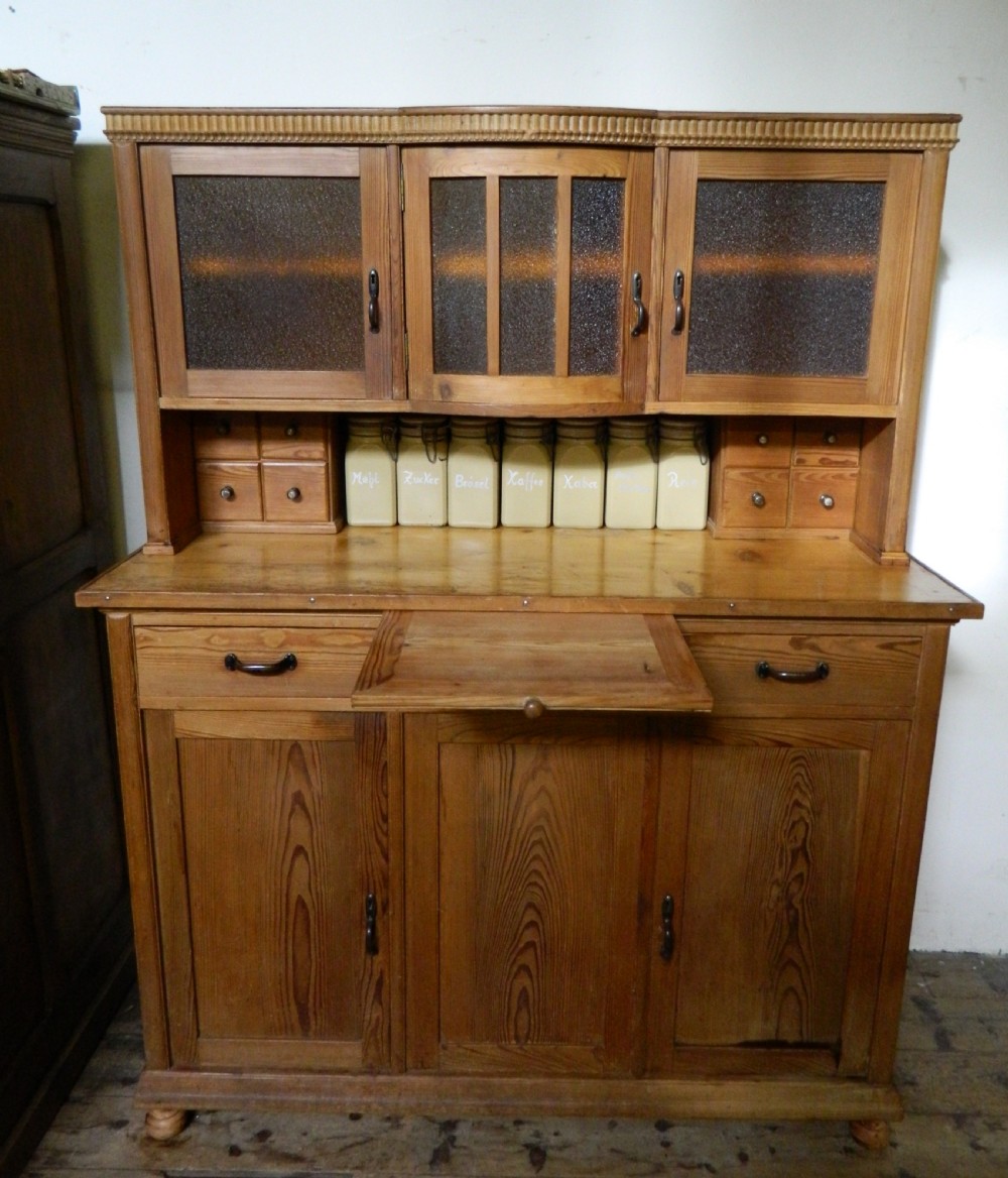 kitchen cupboard View VII