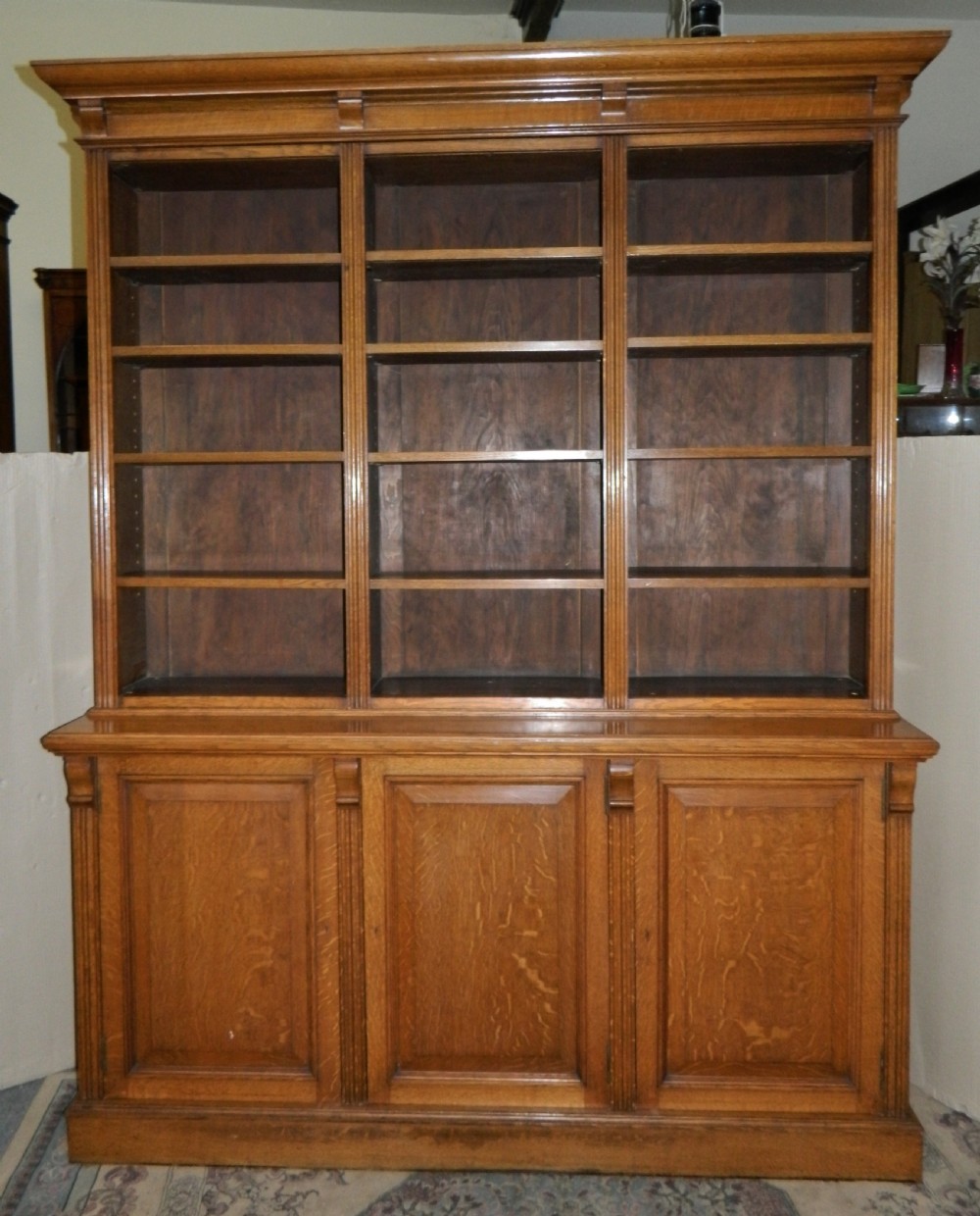 Victorian oak bookcase View VII