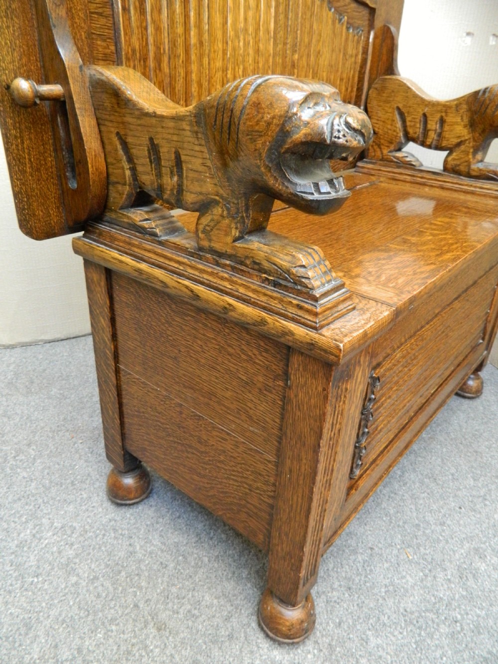 small oak monks bench View IV