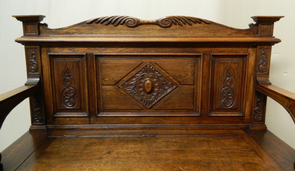 carved oak settle View IV