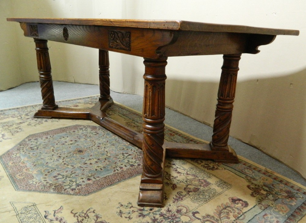 oak refectory table View III