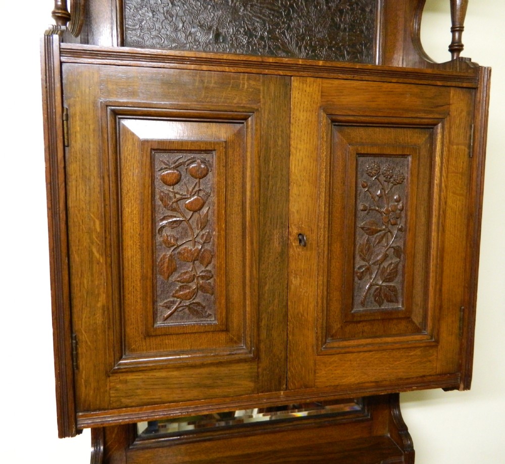 oak Arts & Crafts wall cabinet View III