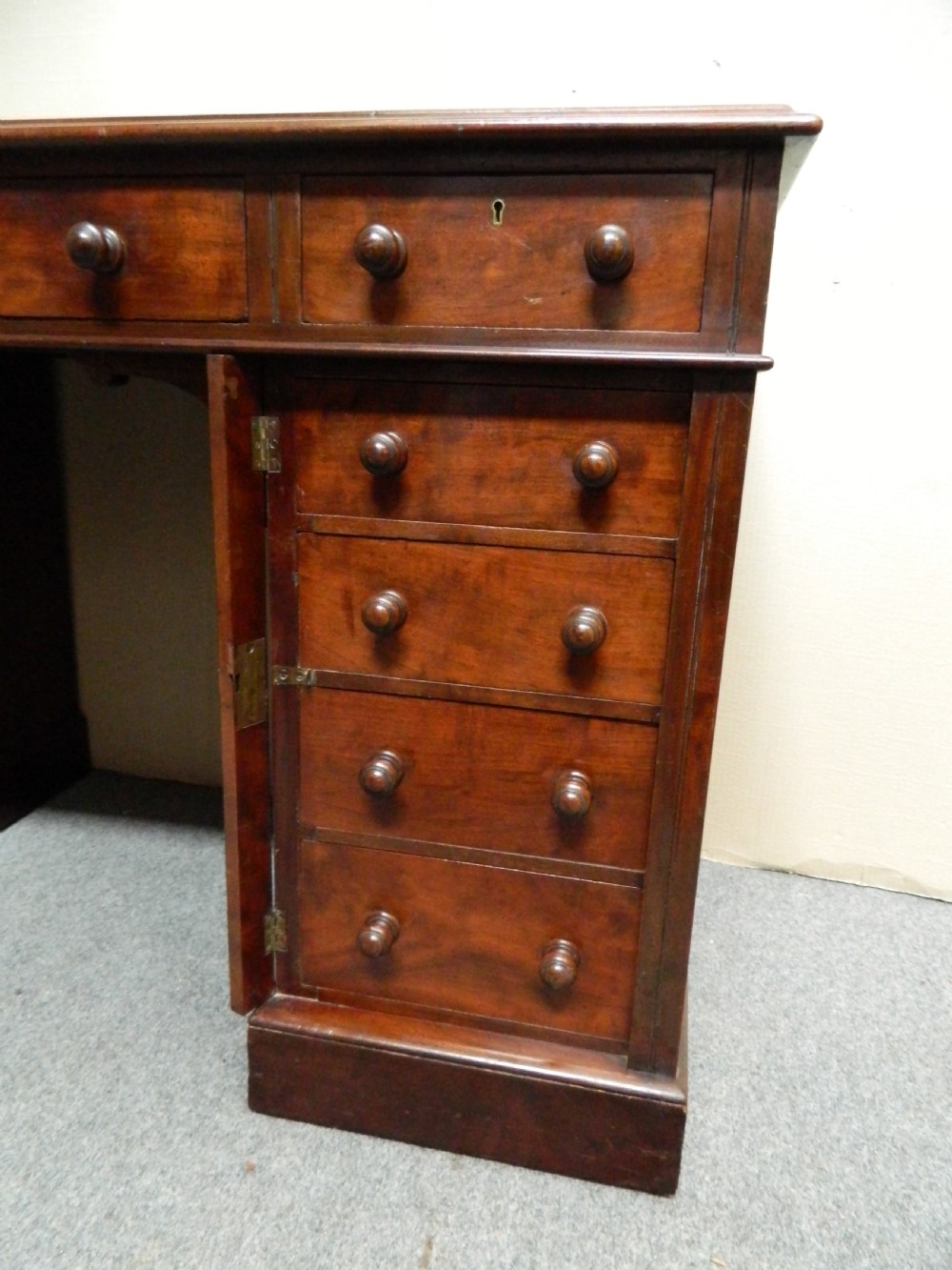 mahogany desk View VI
