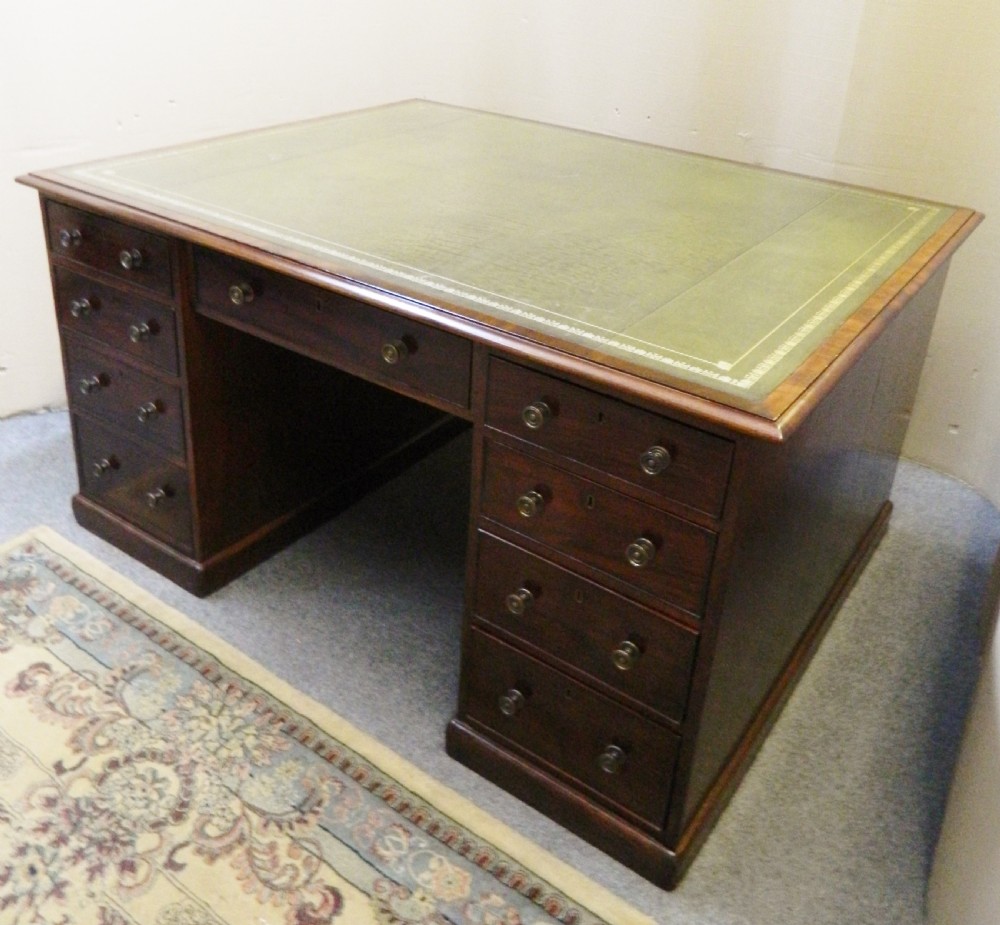 Large Georgian mahogany partners desk