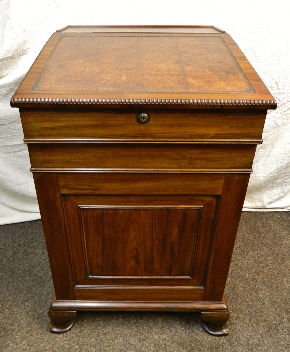 rosewood davenport View III