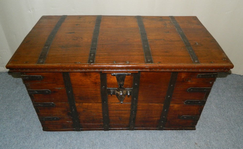 large teak trunk View VI
