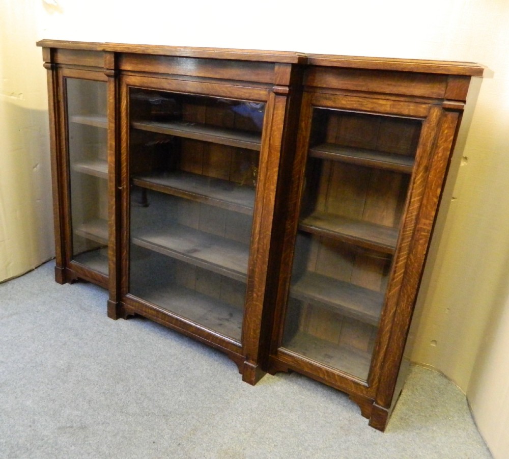 oak breakfront bookcase View II