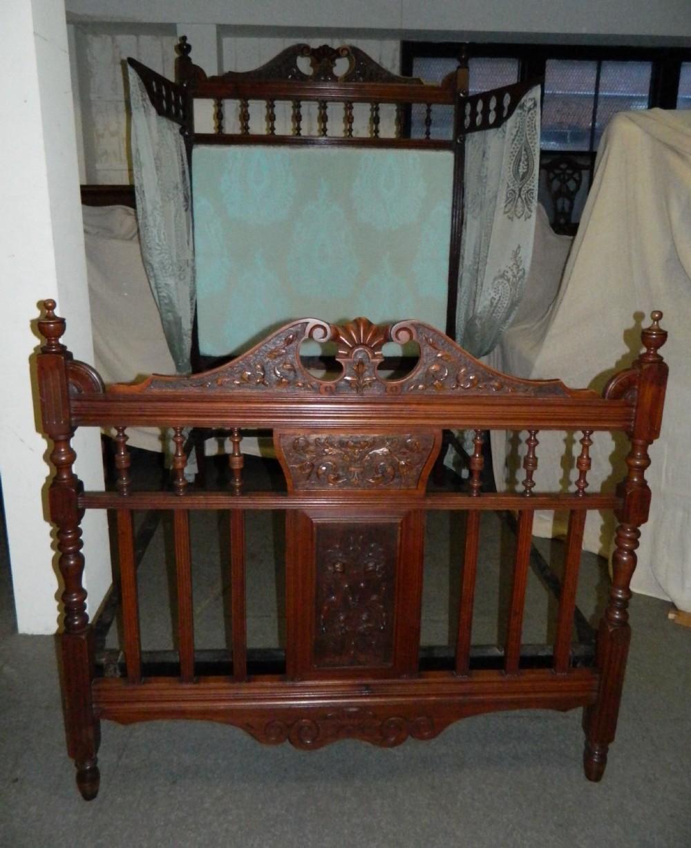 mahogany half tester bed View IV