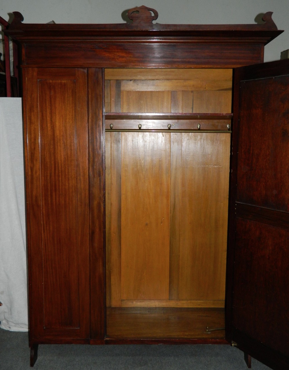 Arts & Crafts bedroom suite View V