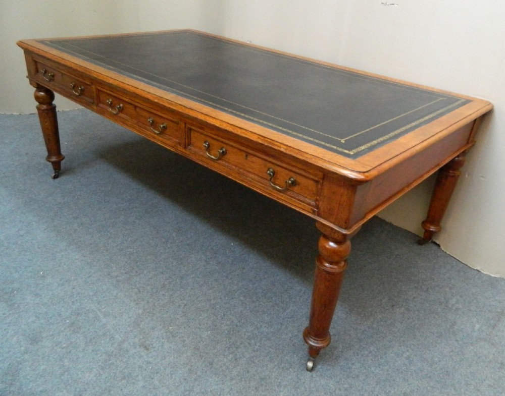 Oak library table View VI