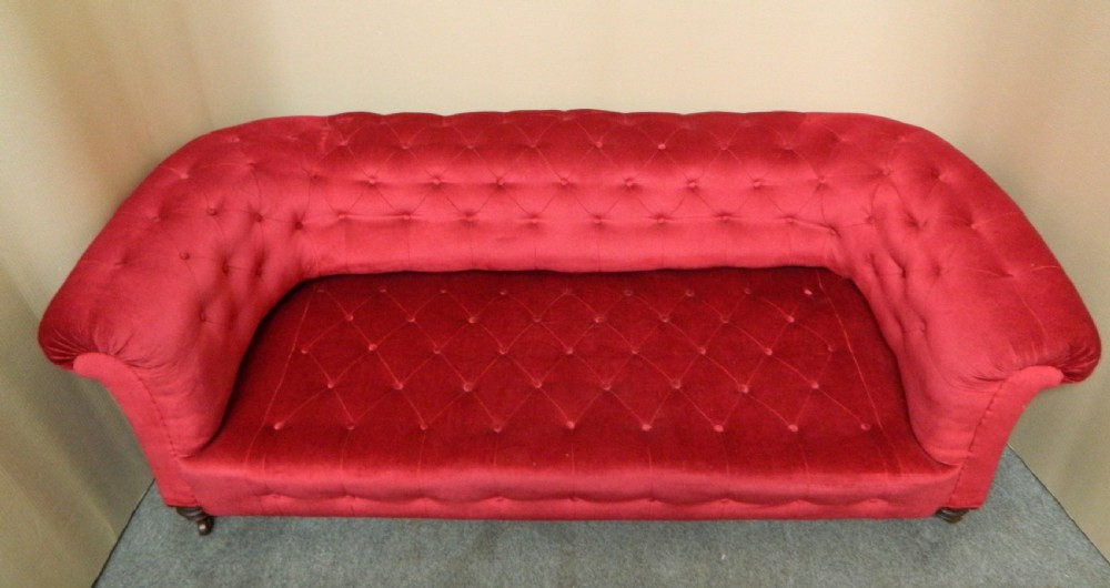 Victorian Chesterfield sofa View VI