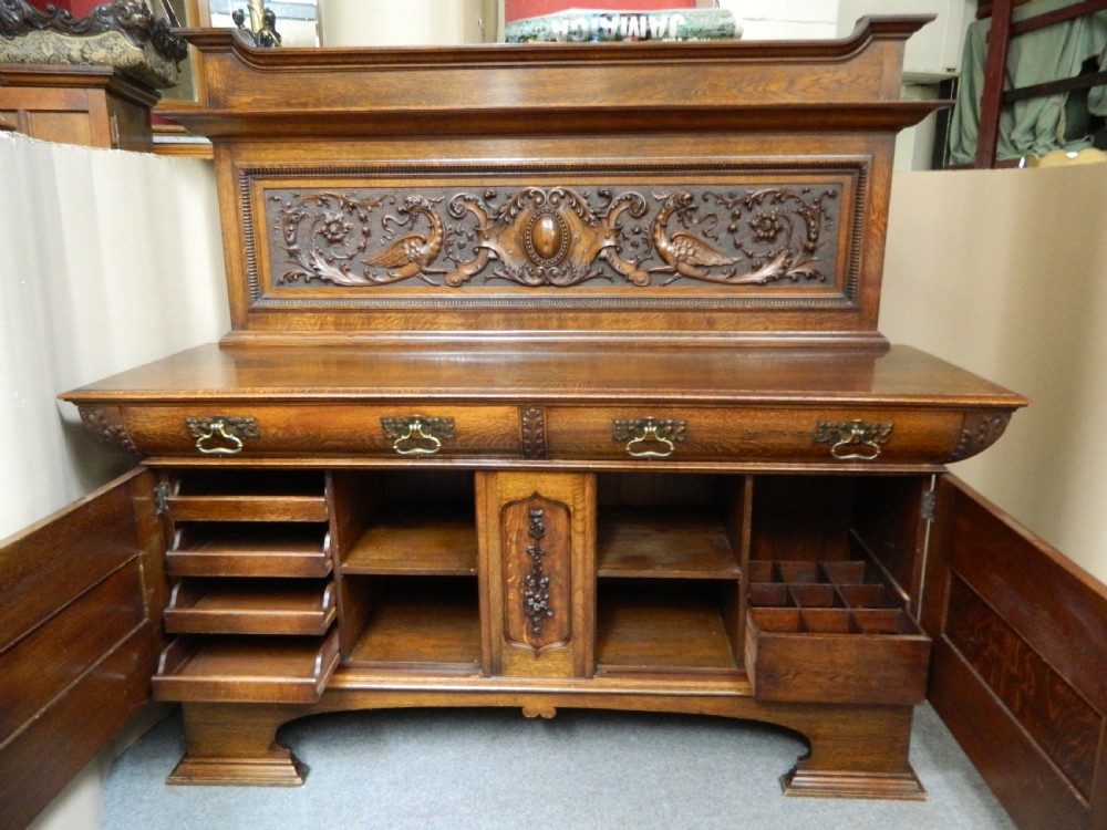 Arts & Crafts oak sideboard View V