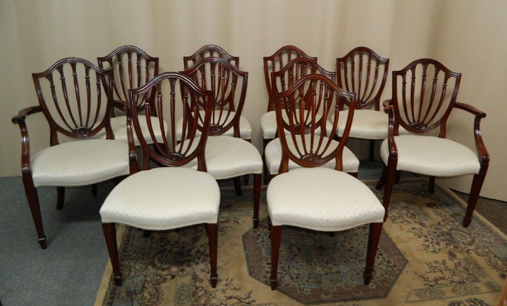 set of 10 mahogany Hepplewhite style dining chairs