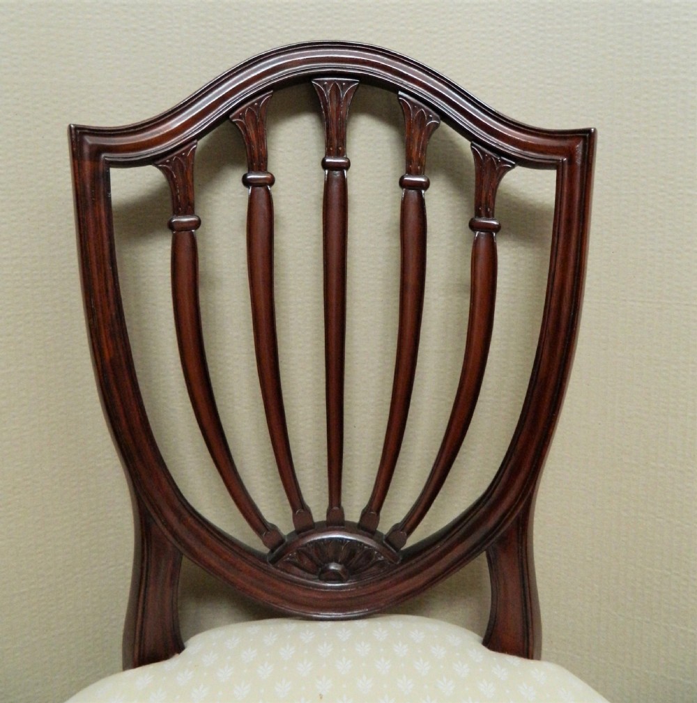 set of 10 mahogany Hepplewhite style dining chairs View III