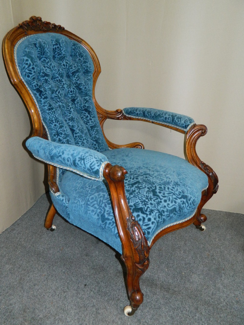 pair of chairs View III