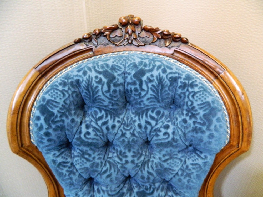 pair of chairs View IV