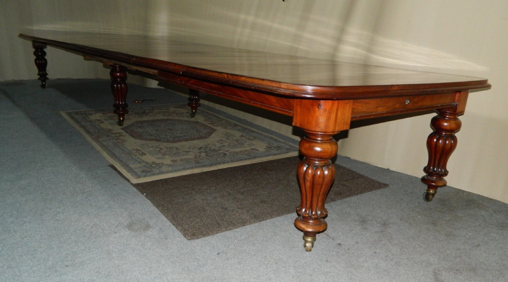 18' extending mahogany dining table View VI