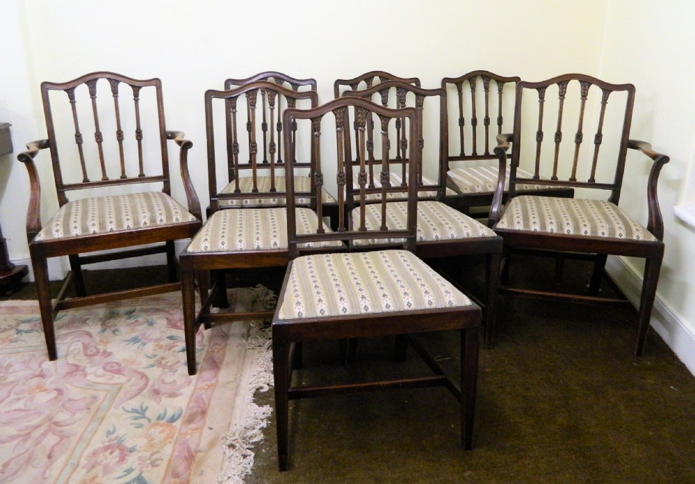 set of 8 mahogany dining chairs