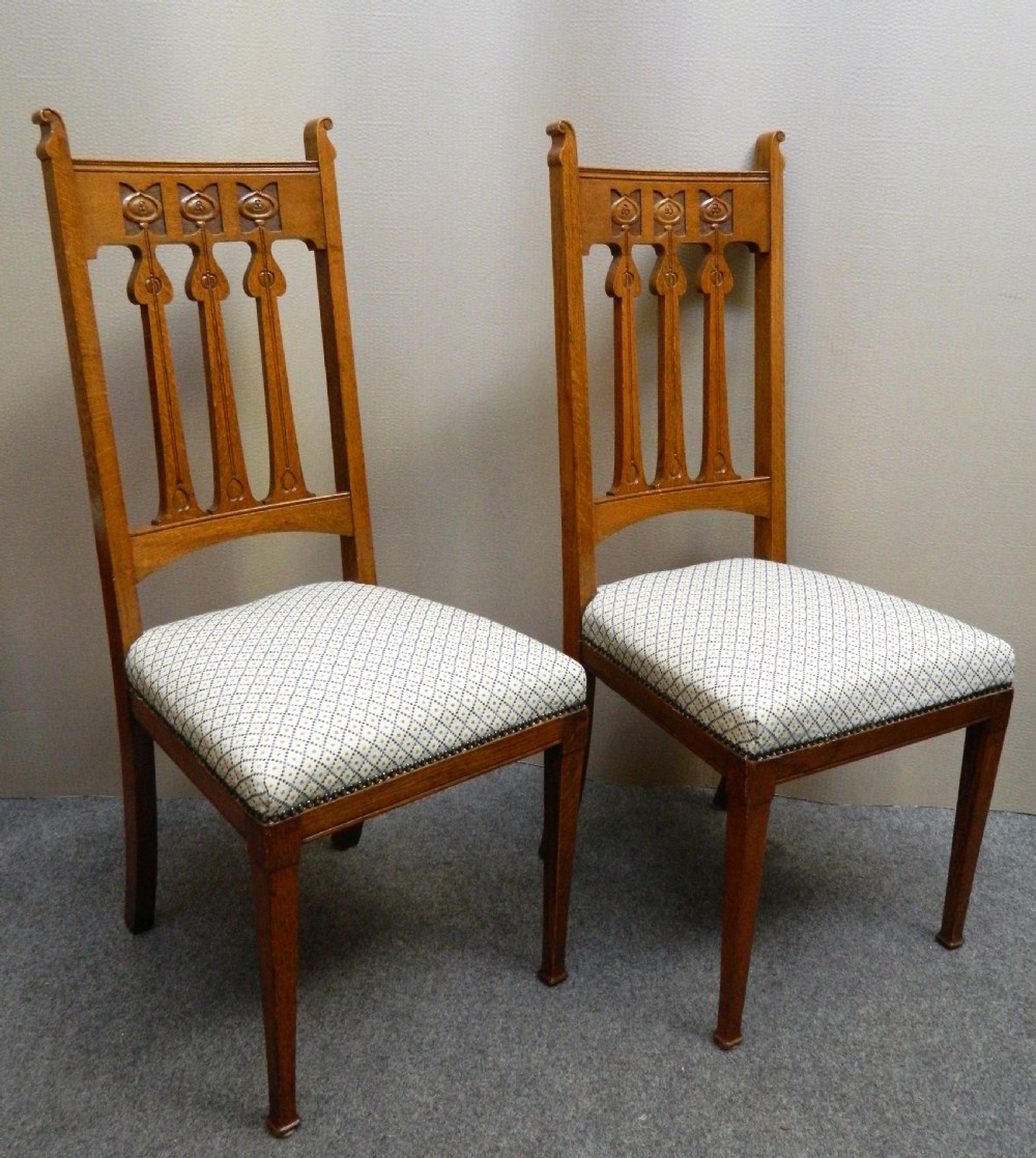 set of 6 oak Arts & Crafts dining chairs View IV
