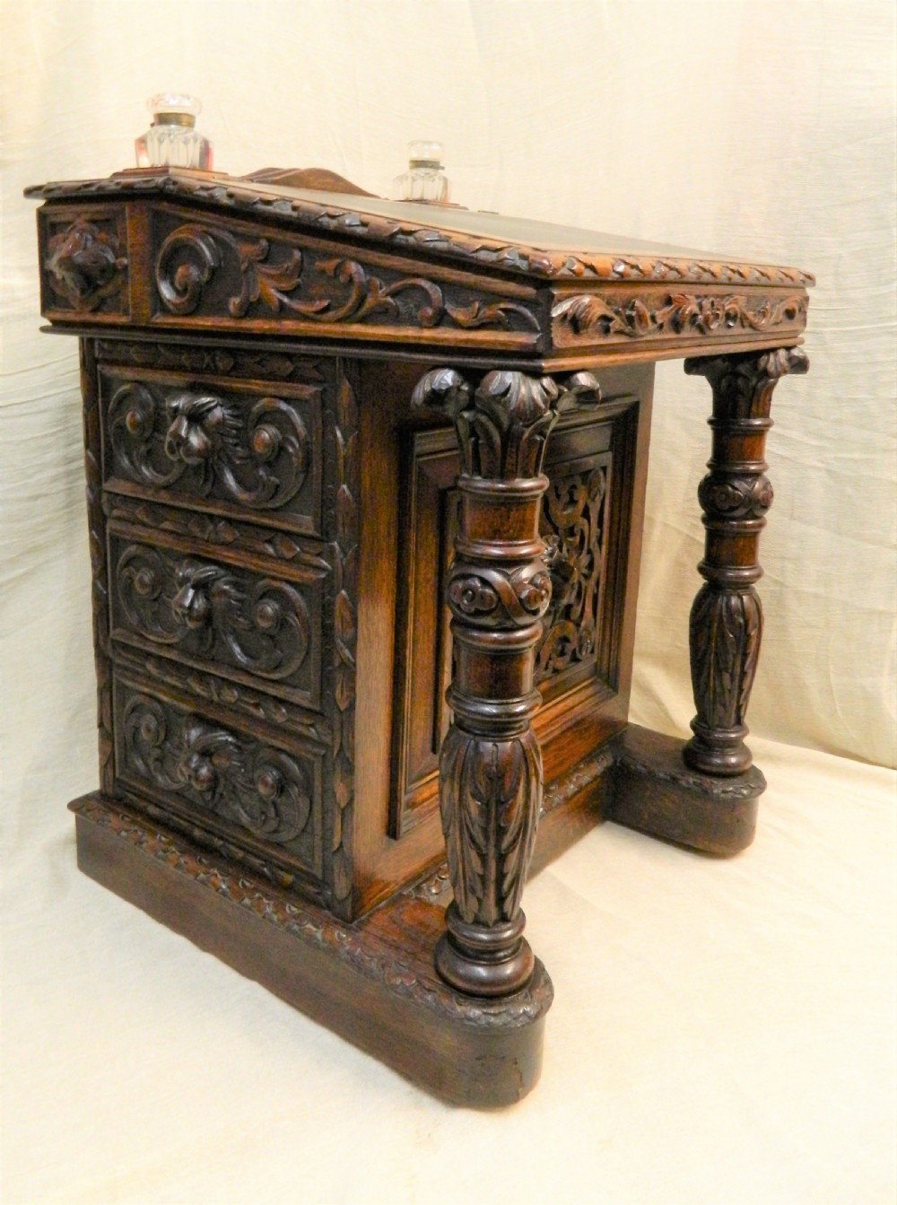 carved oak Davenport View II