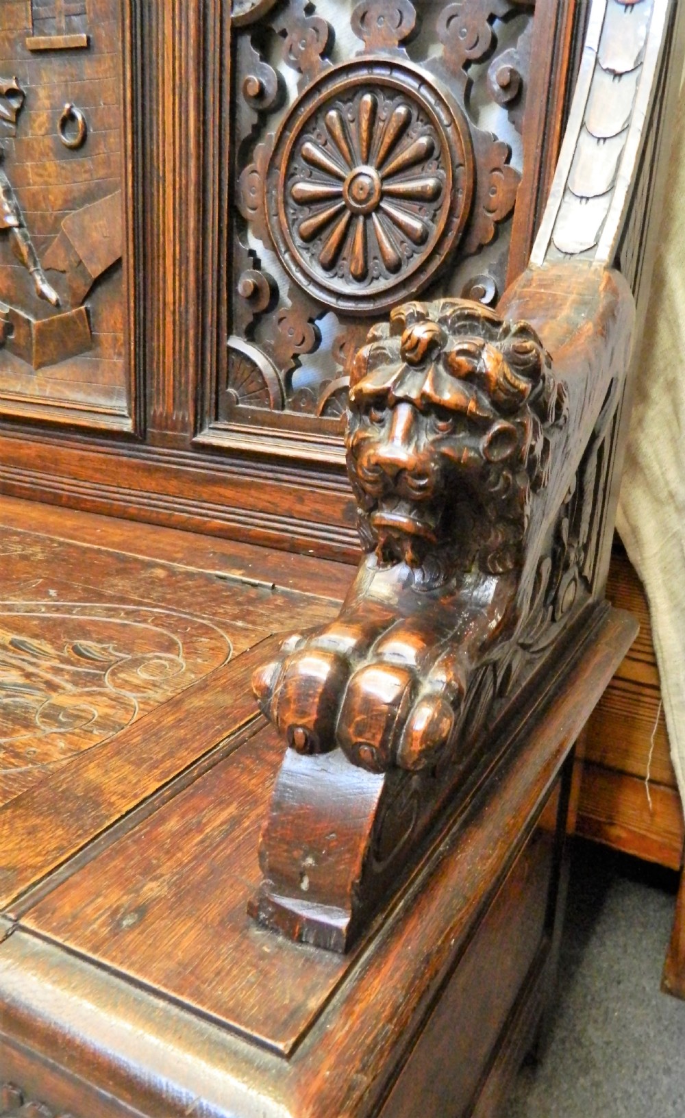 Carved oak settle View II