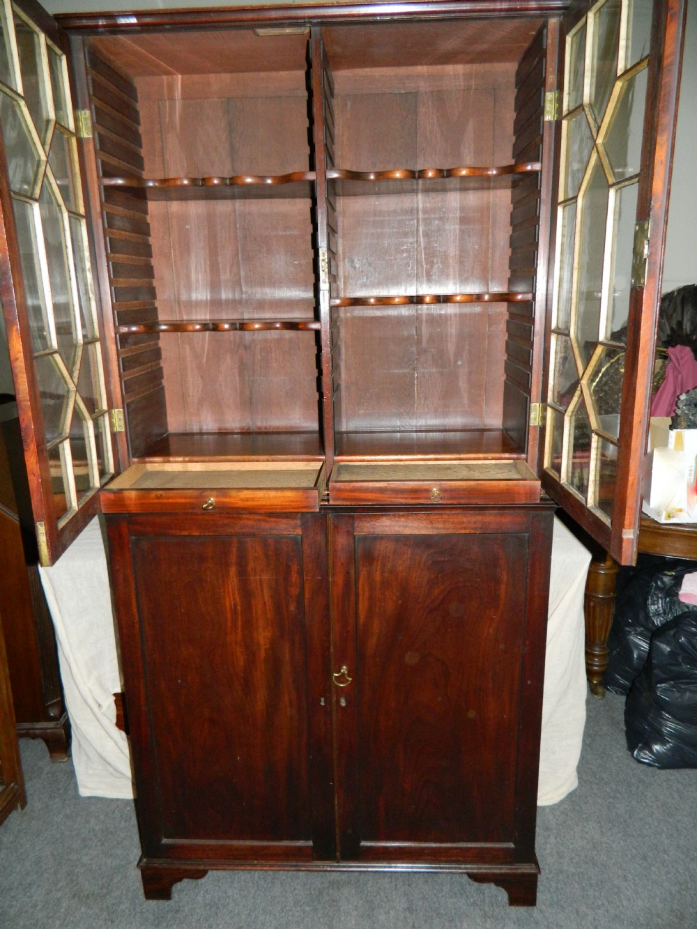 Georgian mahogany estate cabinet View VII