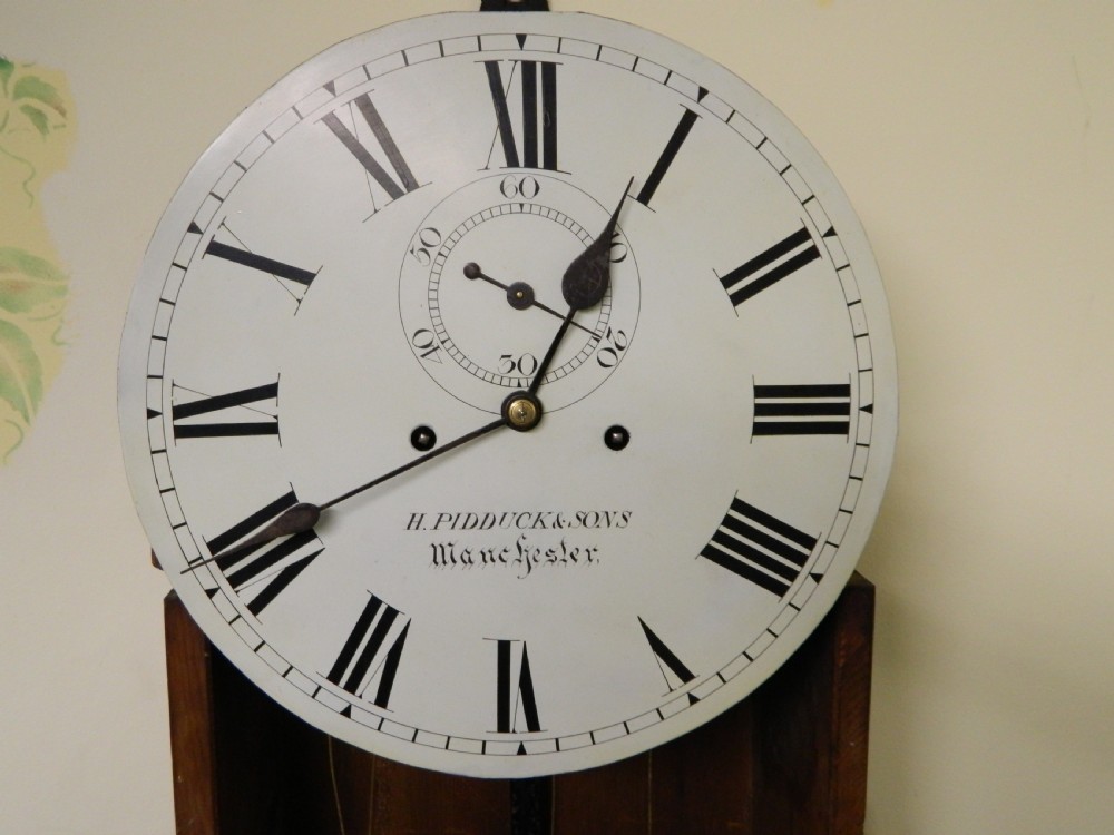Mahogany tavern clock / wall clock View II
