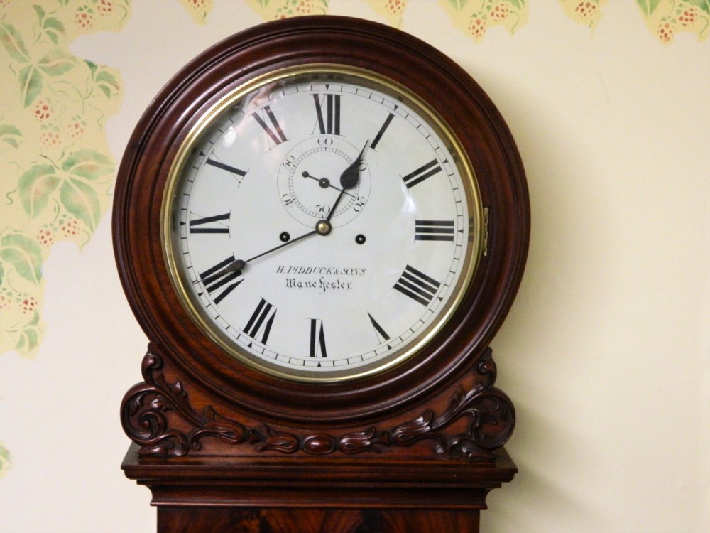 Mahogany tavern clock / wall clock View III