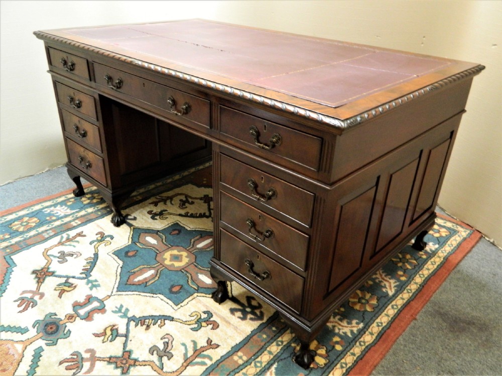 mahogany desk View VI