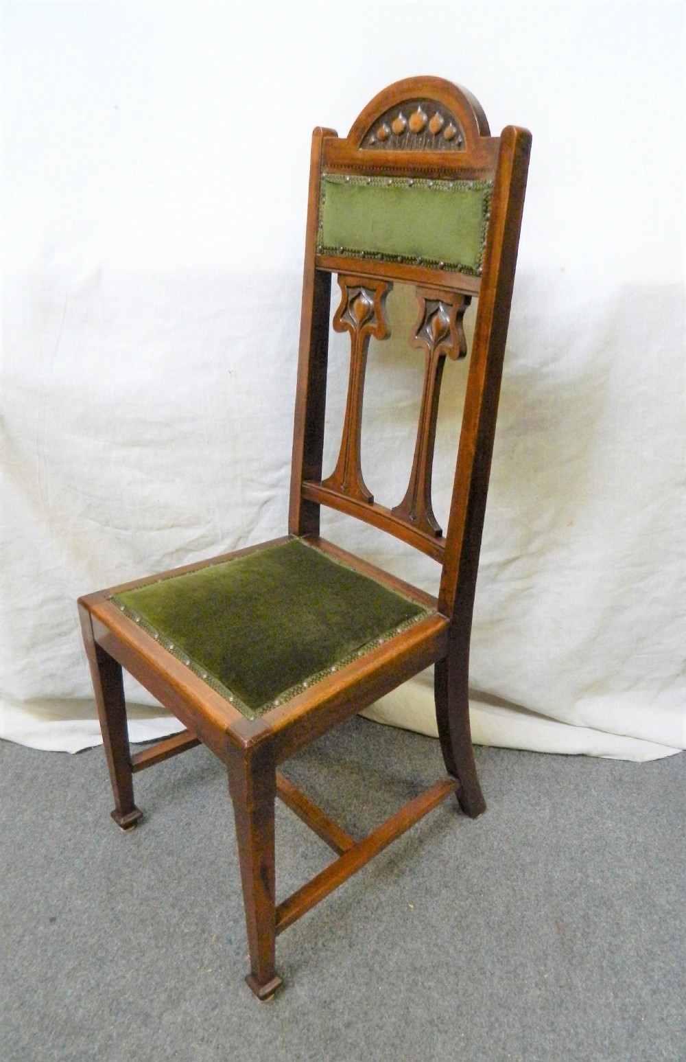 set of 10 Art Nouveau dining chairs View IV