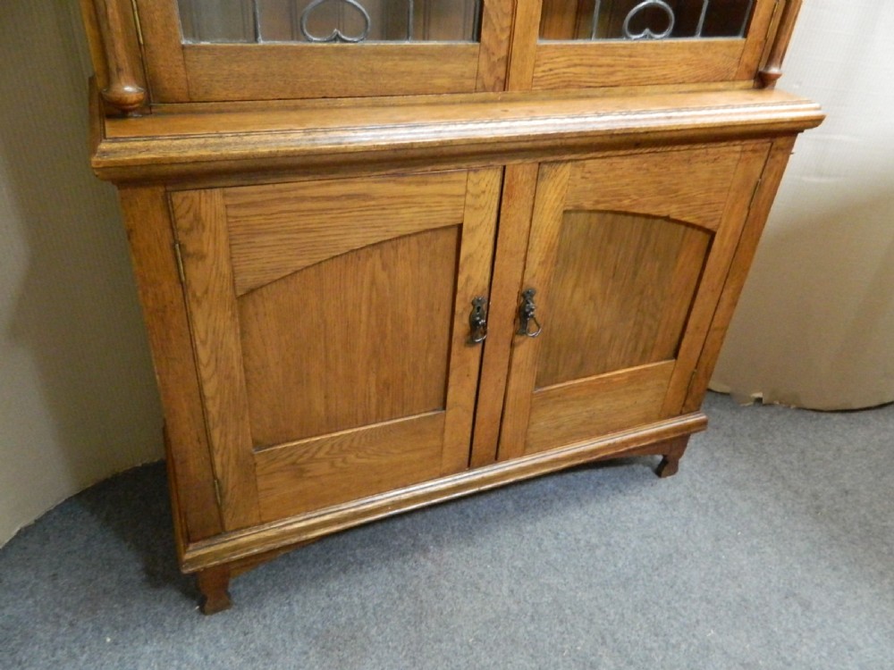 Arts & Crafts oak bookcase View II