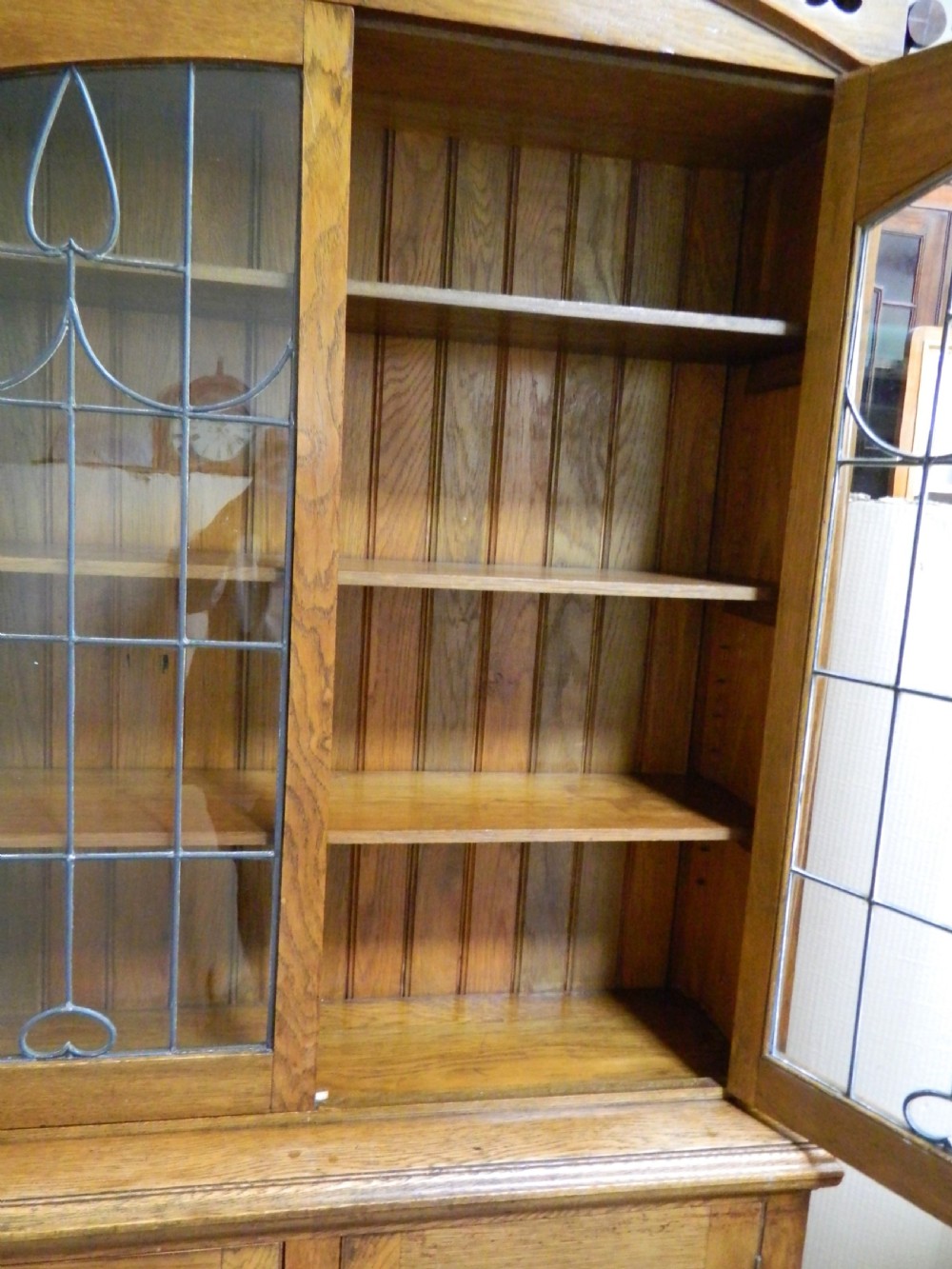 Arts & Crafts oak bookcase View IV