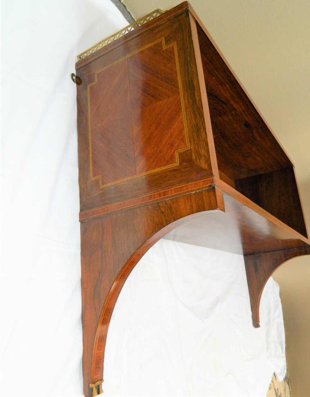 inlaid wall shelf View V