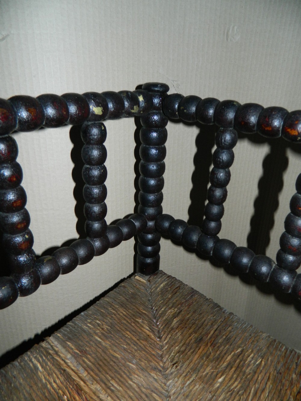 corner bobbin chair View II