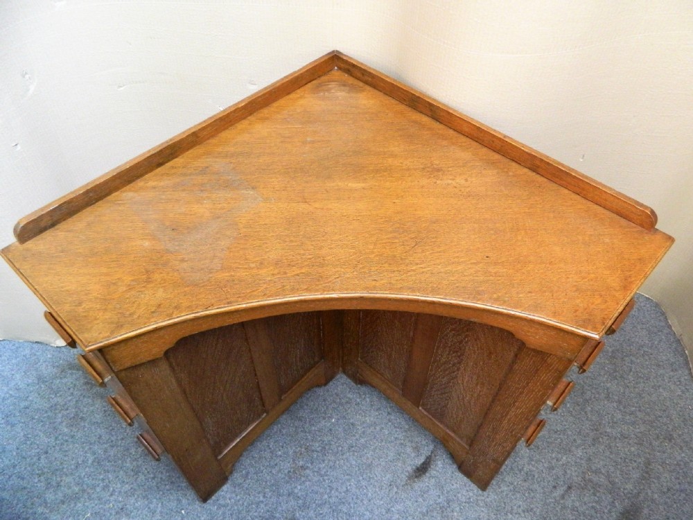 oak corner desk View V