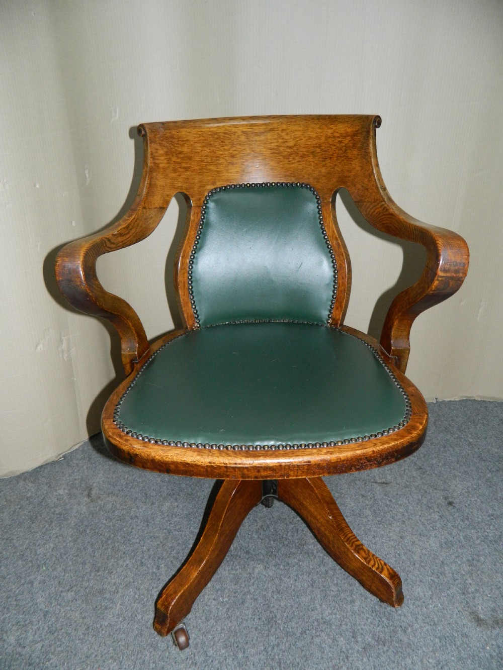 oak desk chair View VII