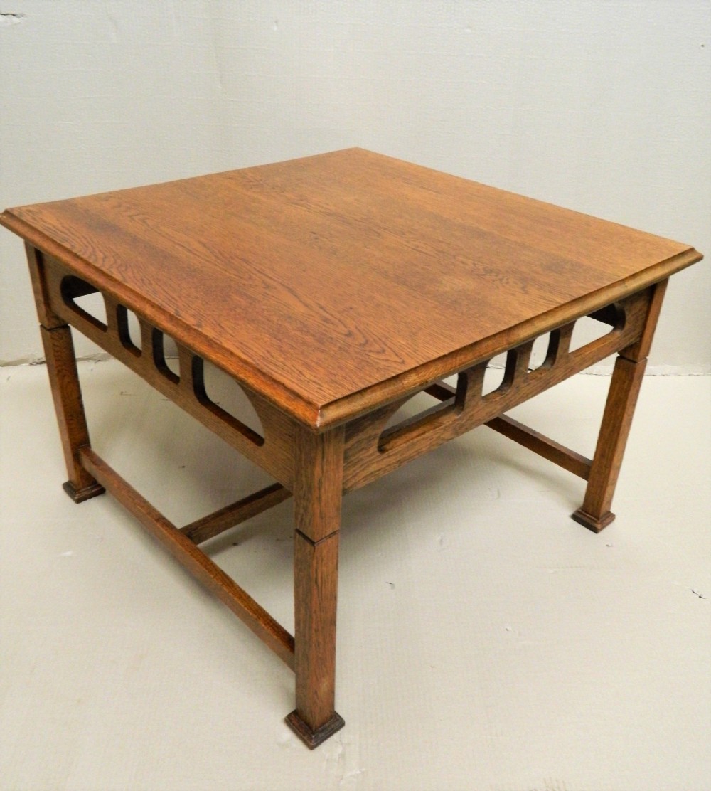 Arts & Crafts oak coffee table View IV