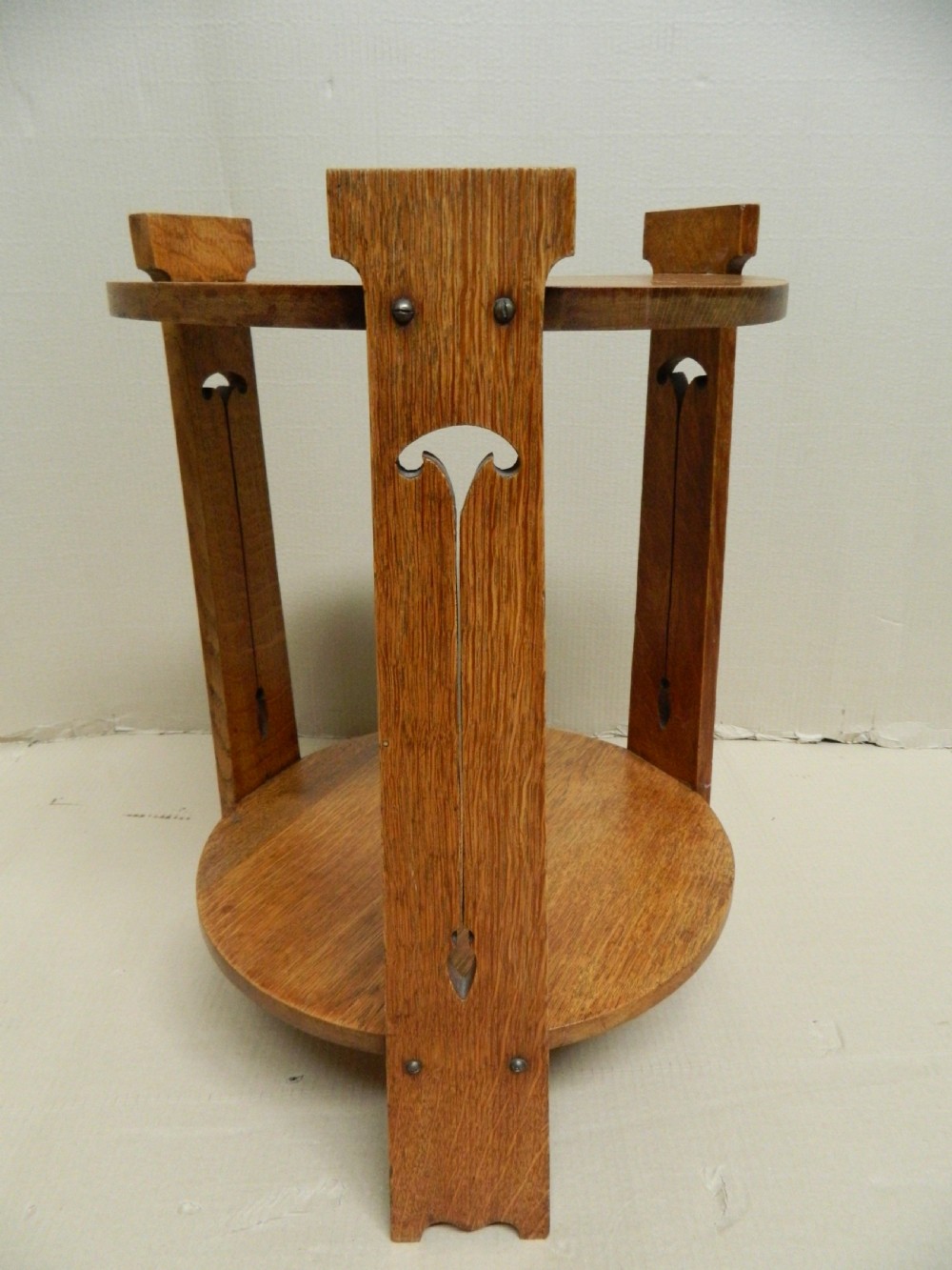 Arts & Crafts oak table View II
