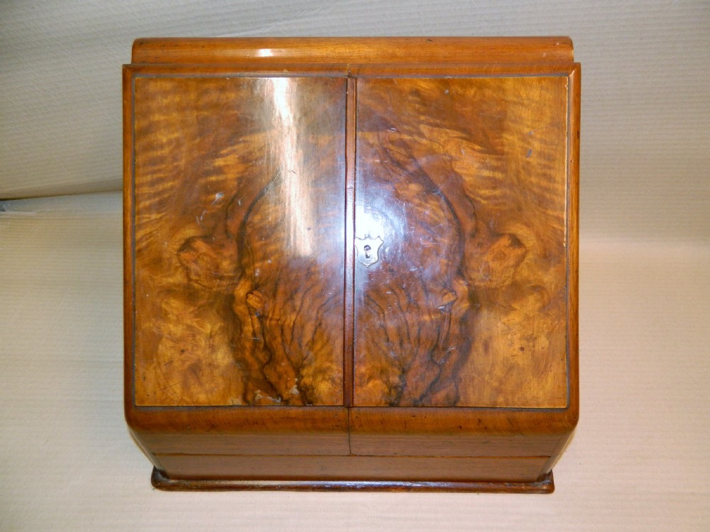 walnut stationery box View VII