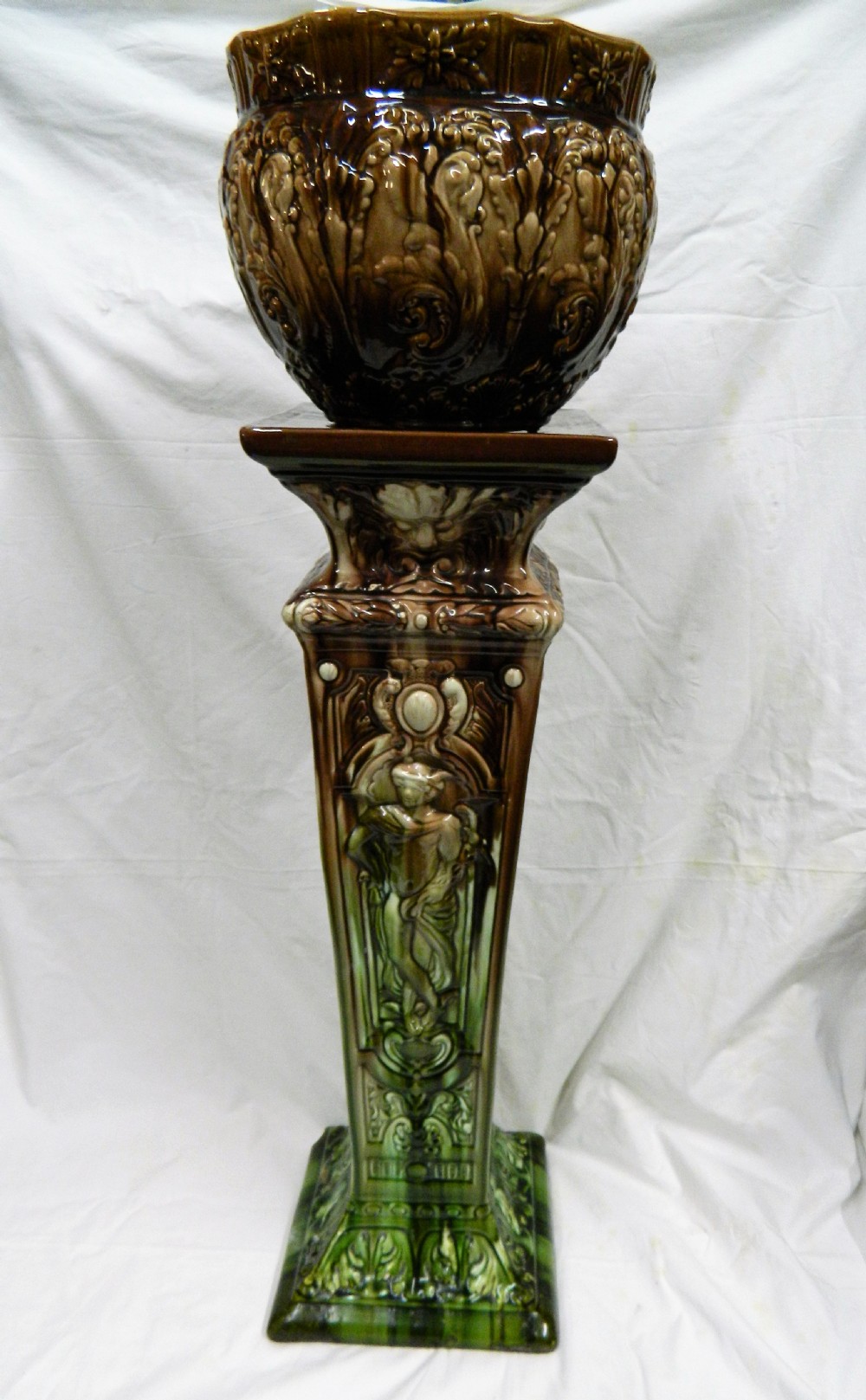 Arts & Crafts jardiniere on stand View II