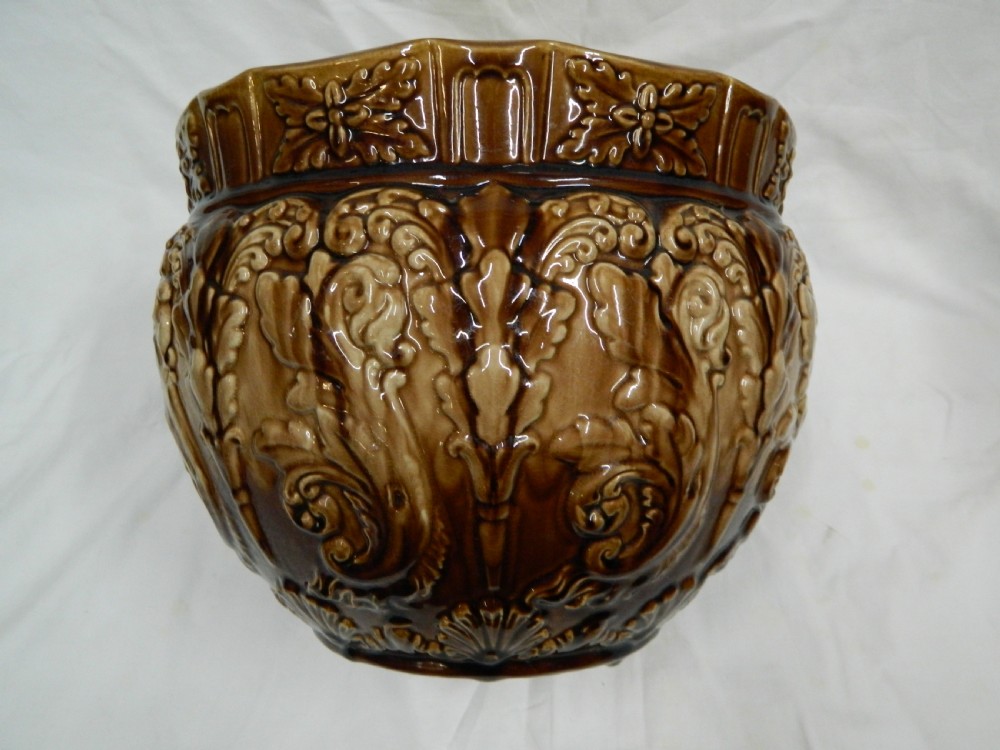 Arts & Crafts jardiniere on stand View VI