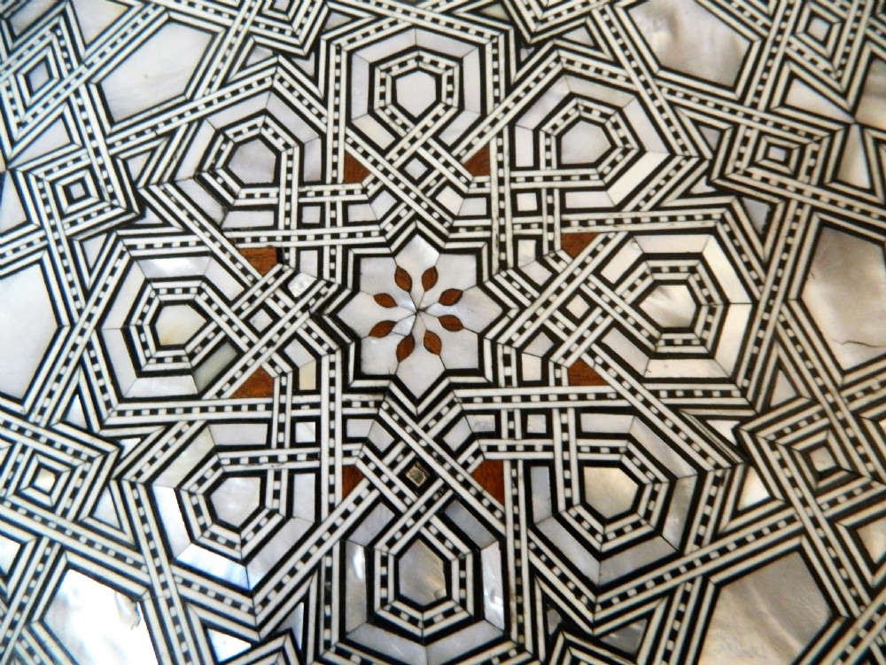 Moorish table View IV