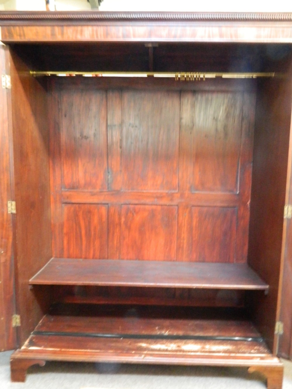Georgian mahogany wardrobe View V