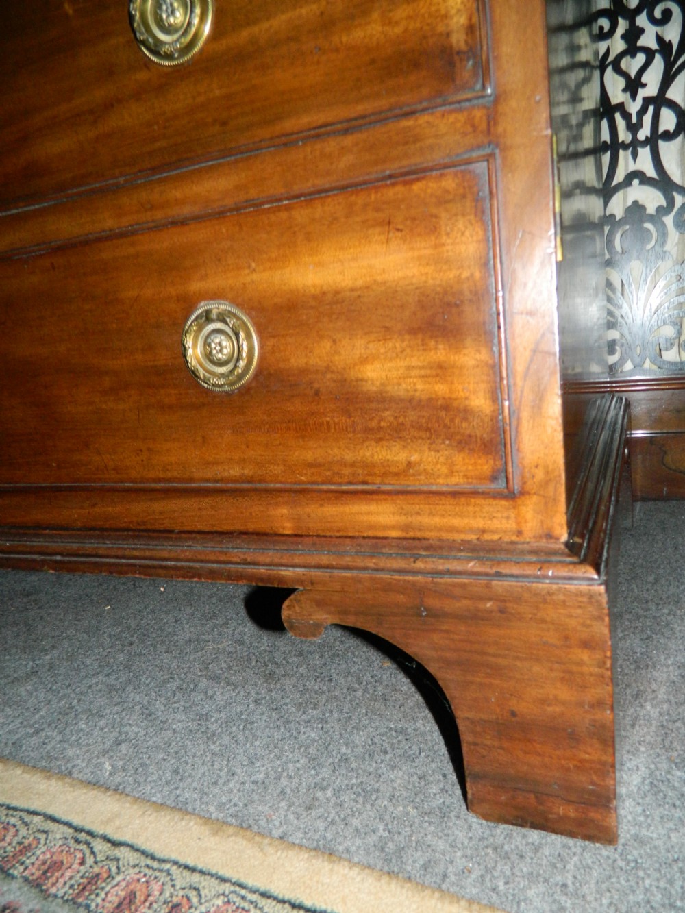 Georgian mahogany wardrobe View VI