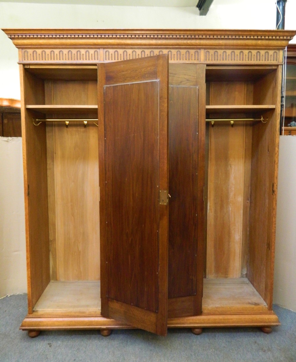 Arts & Crafts oak wardrobe View VII
